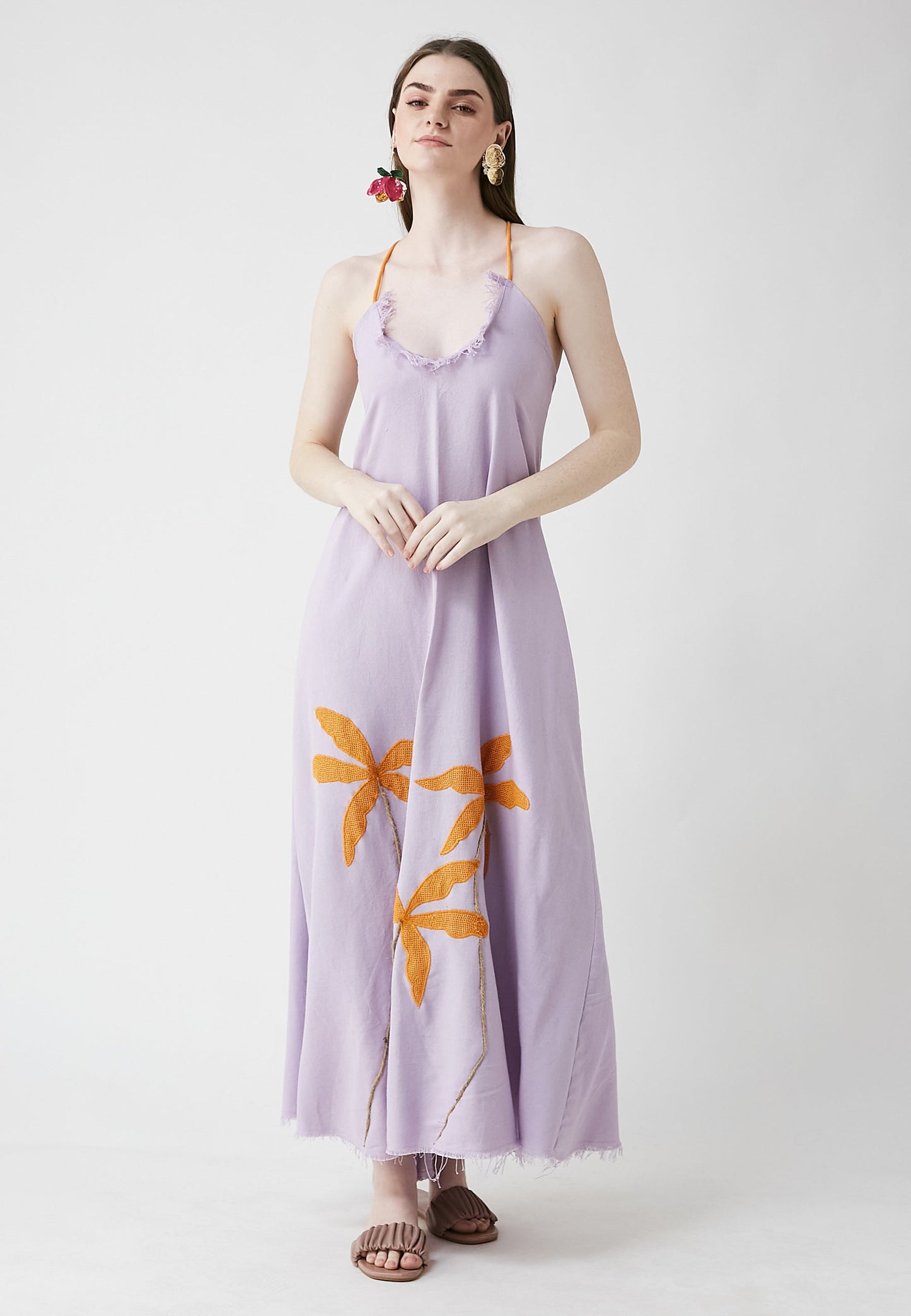 Vestido violeta tropical