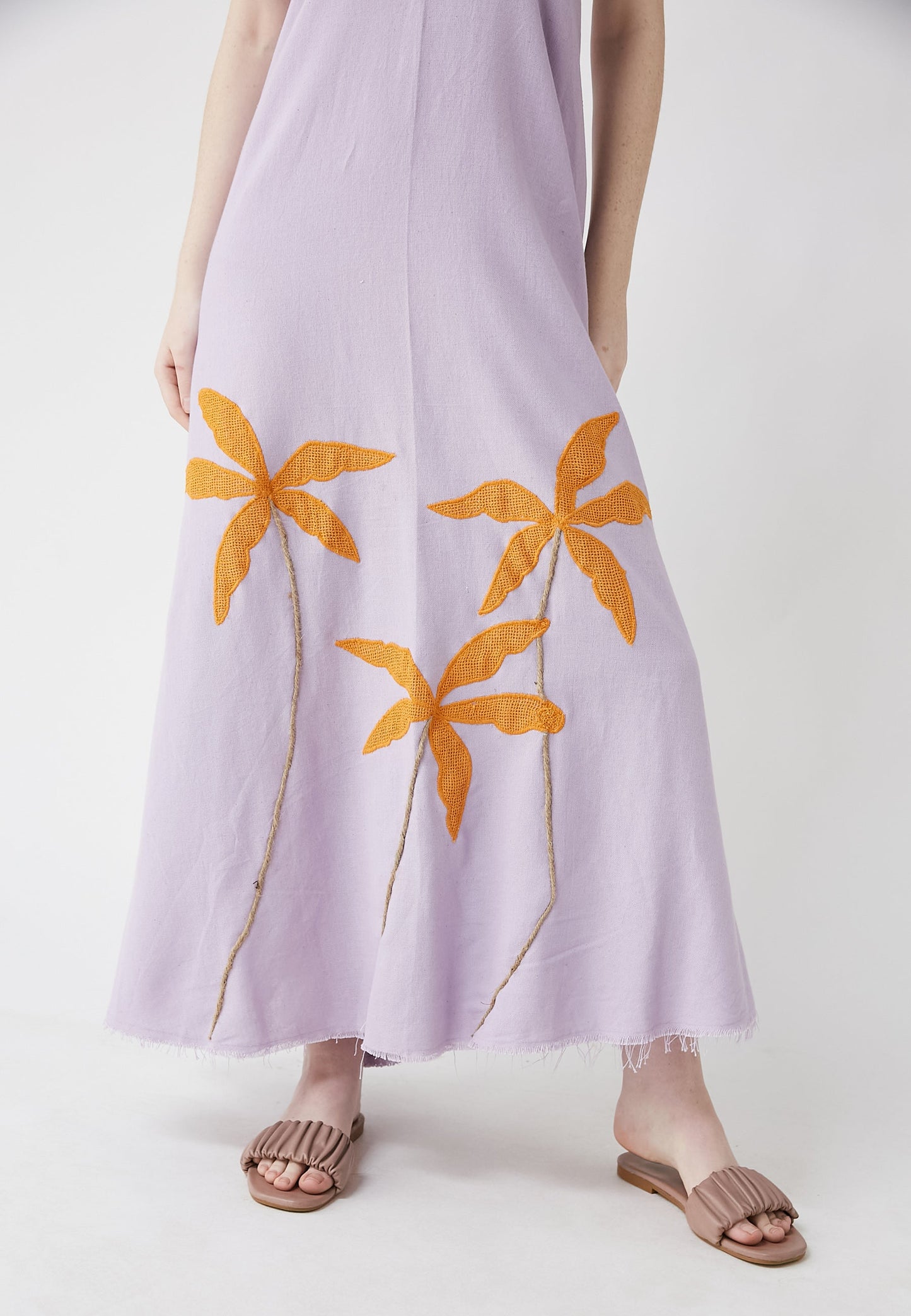 Vestido violeta tropical