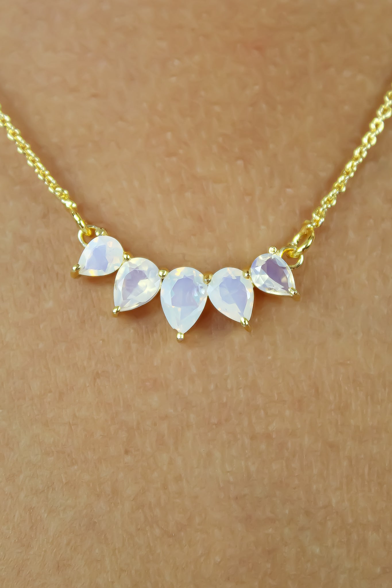 sahara pendant necklace Bombay Sunset