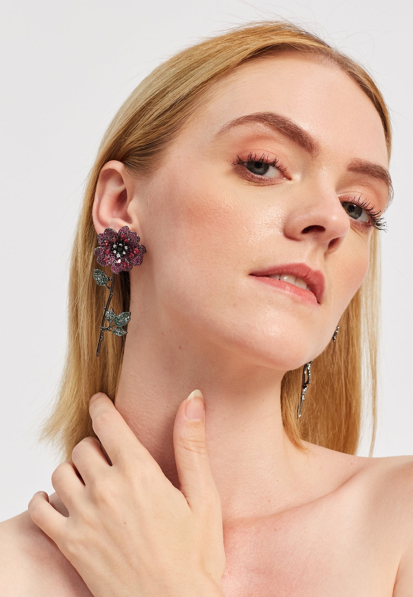 Rhea Earrings
