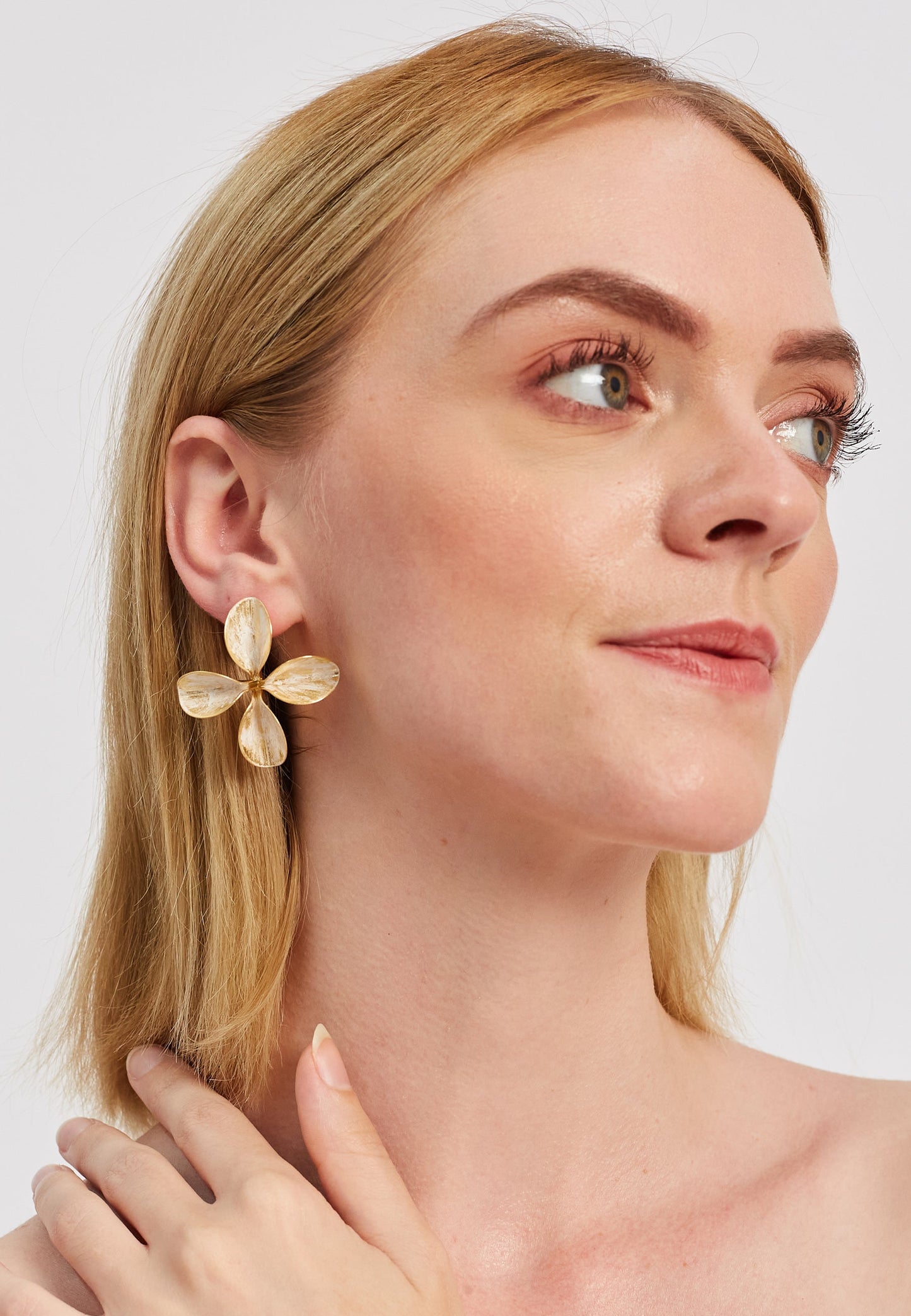 Ila Earrings