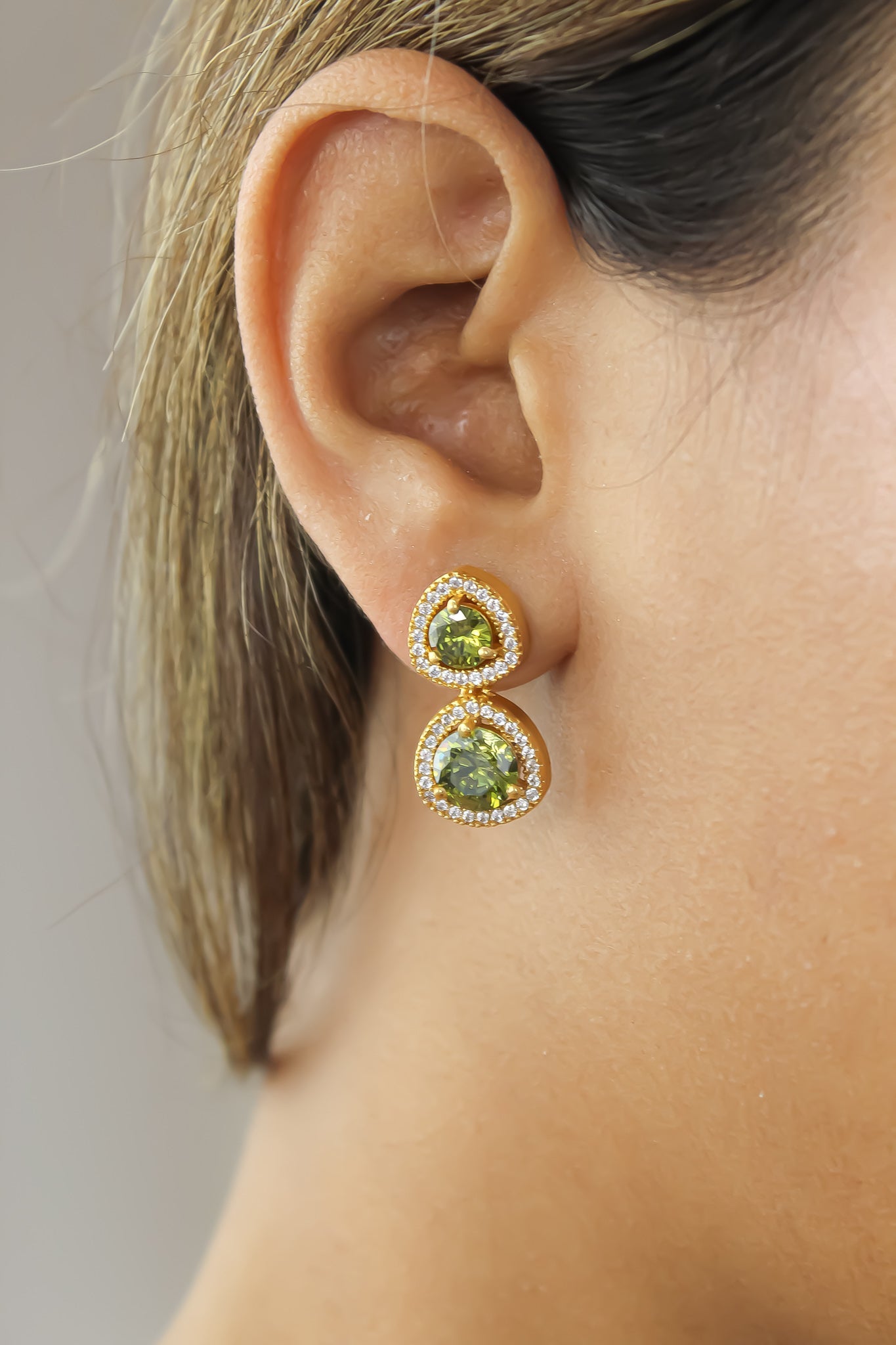 nikobar stone earrings below 50 boda bodas fiesta invitada Bombay Sunset