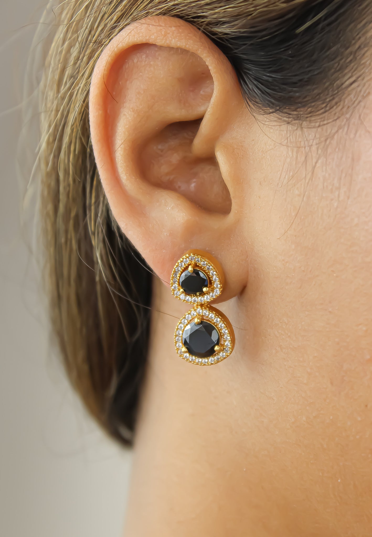 nikobar stone earrings below 50 boda bodas fiesta invitada Bombay Sunset