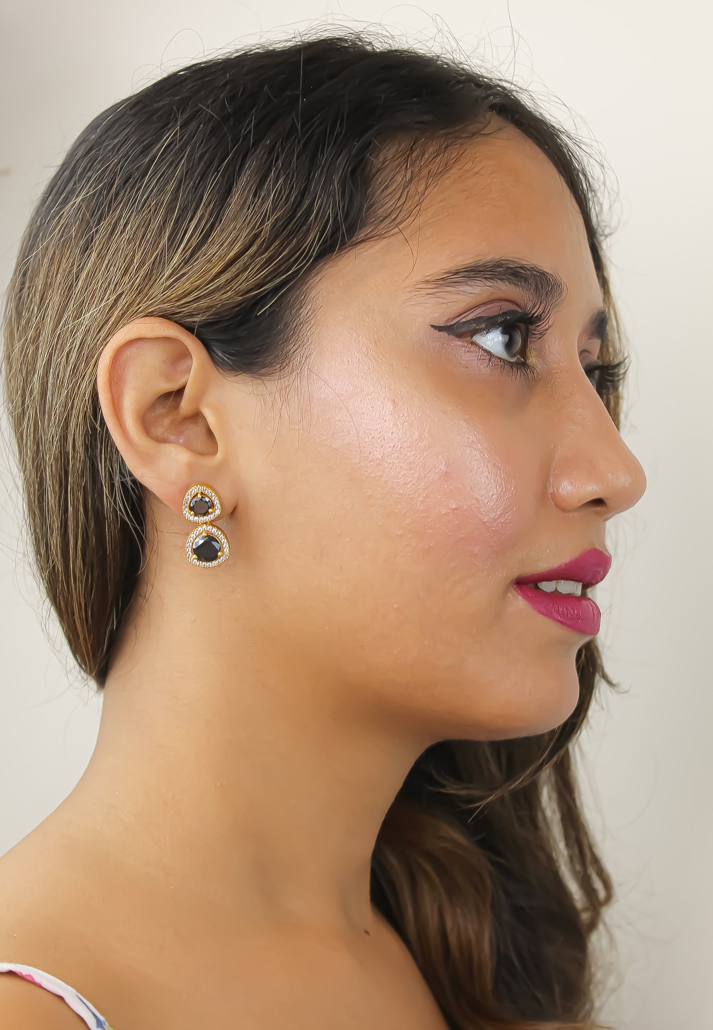 nikobar stone earrings below 50 boda bodas fiesta invitada Bombay Sunset